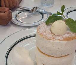 gram cafe & pancakes photo