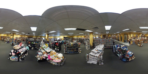 Book Store «Books-A-Million», reviews and photos, 116 Bangor Mall Blvd, Bangor, ME 04401, USA