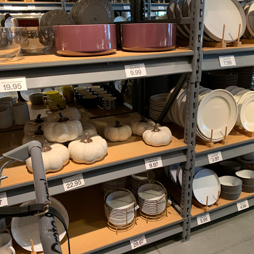 Furniture Store «Crate and Barrel», reviews and photos, 315 Cranbury Half Acre Rd, Cranbury, NJ 08512, USA