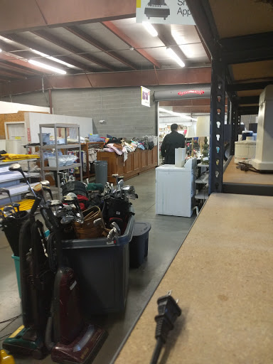 Thrift Store «Salvation Army Thrift Store», reviews and photos, 320 Weems Ln, Winchester, VA 22601, USA