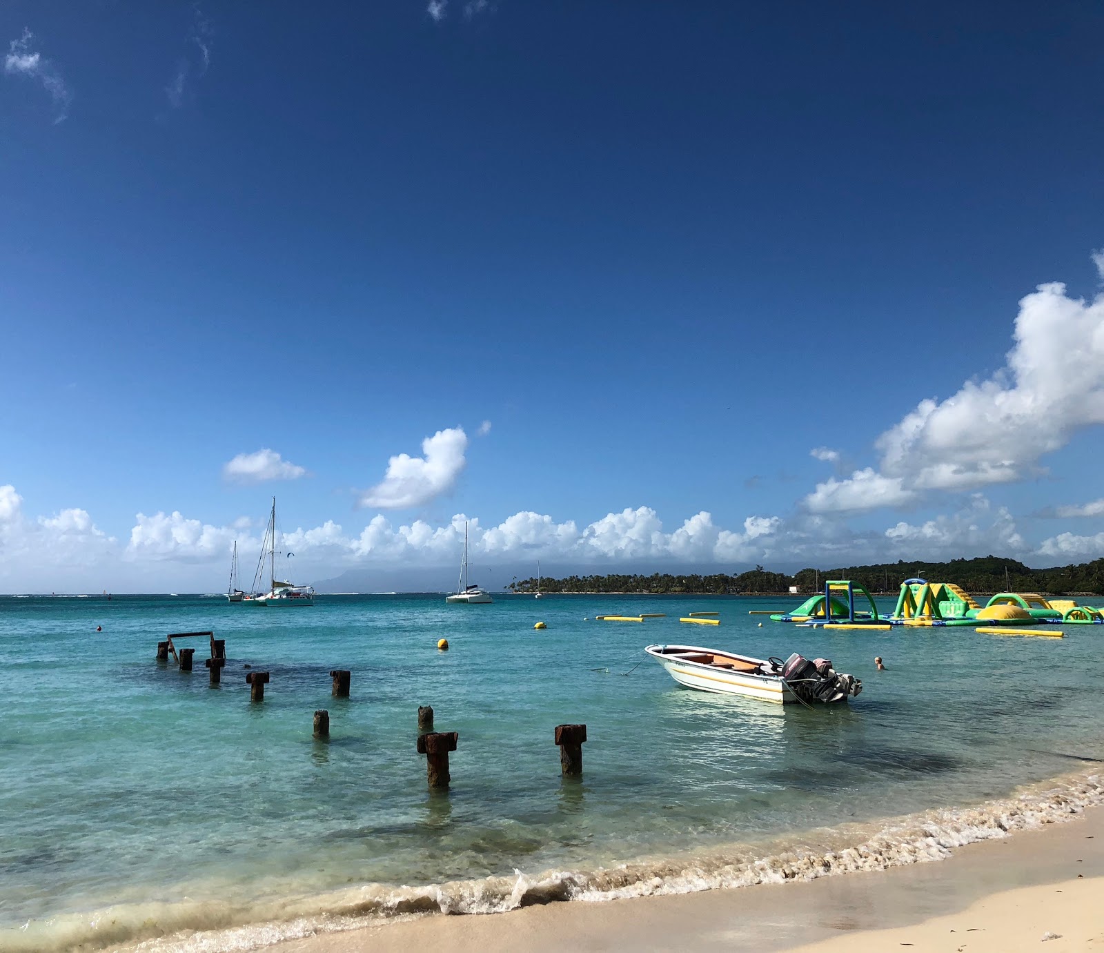 Foto af Plage du bourg og bosættelsen