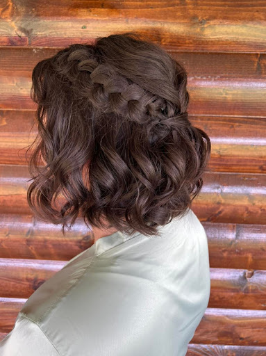 Hair Salon «Bella Bronze Hair Salon and Tanning Studio», reviews and photos, 1486 N Portage Path, Akron, OH 44313, USA