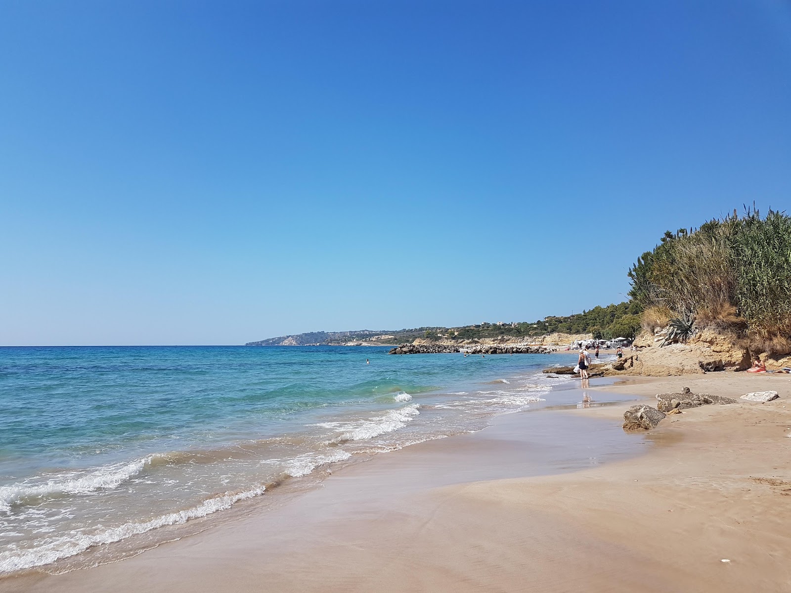Photo de Kanali beach - endroit populaire parmi les connaisseurs de la détente