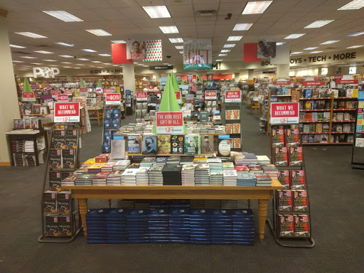 Book Store «Books-A-Million», reviews and photos, 6751 Strip Ave NW, North Canton, OH 44720, USA