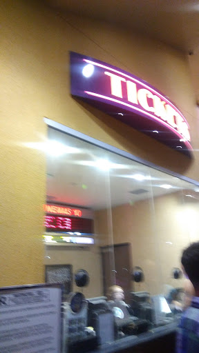 Movie Theater «Regal Cinemas Modesto 10», reviews and photos, 3969 McHenry Ave, Modesto, CA 95356, USA