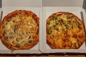 U Templu pizza-bar image