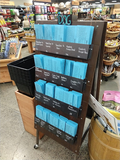 Pet Supply Store «Mud Bay», reviews and photos, 2100 SE 164th Ave, Vancouver, WA 98683, USA