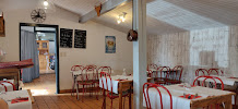 Atmosphère du Restaurant Au petit bouchon à Cournon-d'Auvergne - n°6