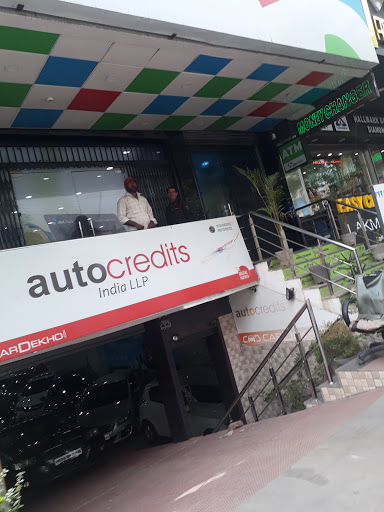 CARS24 SELECT- AUTOCREDITS INDIA LLP