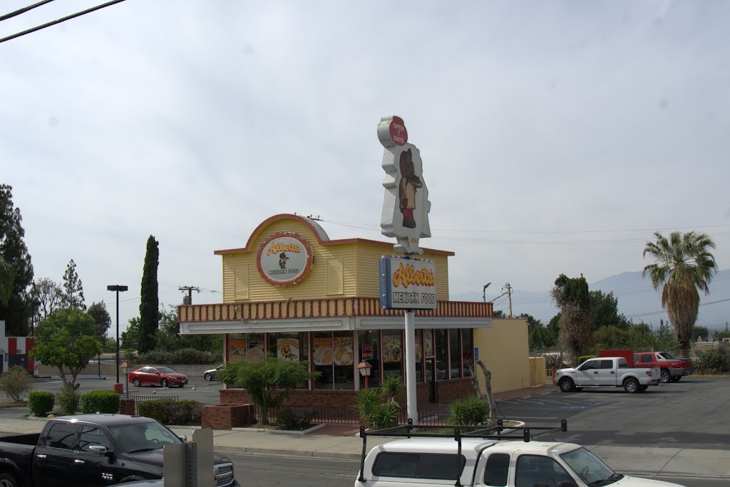 Alberto's Mexican Food 92882