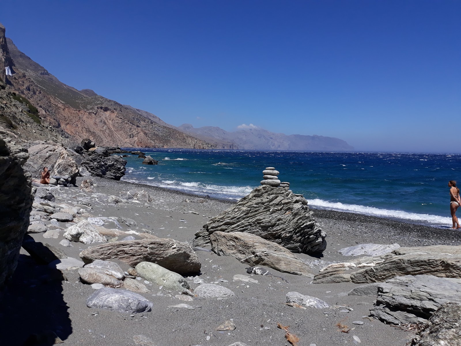 Photo of Kambi beach with partly clean level of cleanliness