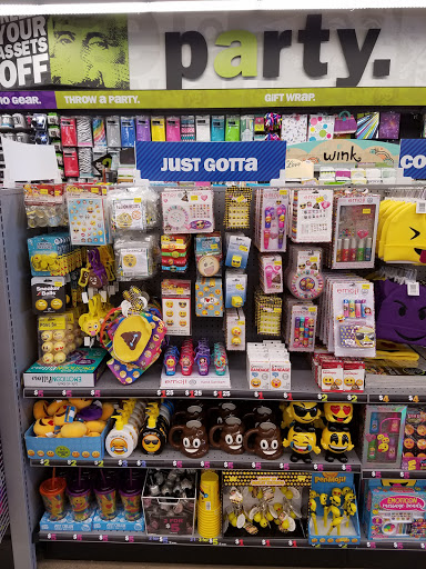 Variety Store «Five Below», reviews and photos, 120 S 32nd St, Camp Hill, PA 17011, USA