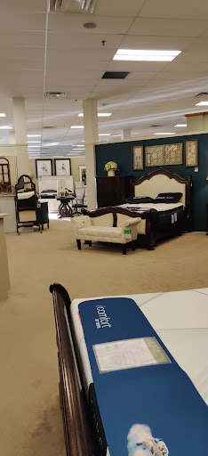 Furniture Store «Raymour & Flanigan Furniture and Mattress Store», reviews and photos, 150 Harmon Meadow Blvd, Secaucus, NJ 07094, USA