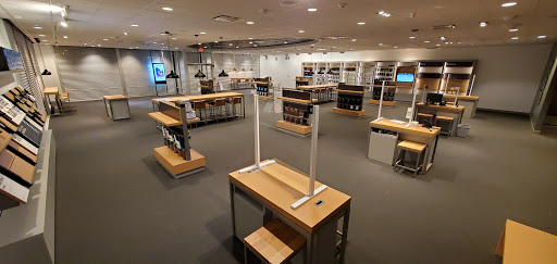 Cell Phone Store «Verizon», reviews and photos, 13348 S Cicero Ave, Crestwood, IL 60445, USA