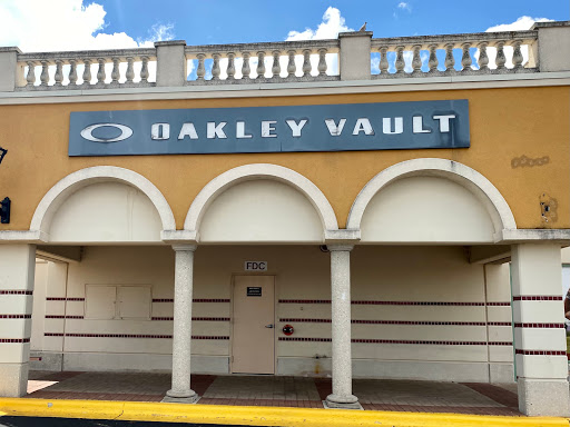 Sunglasses Store «Oakley Vault», reviews and photos, 3939 S Interstate Hwy 35 #191, San Marcos, TX 78666, USA