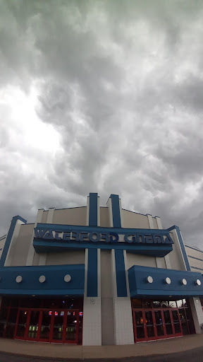 Movie Theater «MJR Waterford Digital Cinema 16», reviews and photos, 7501 Highland Rd, Waterford Twp, MI 48327, USA