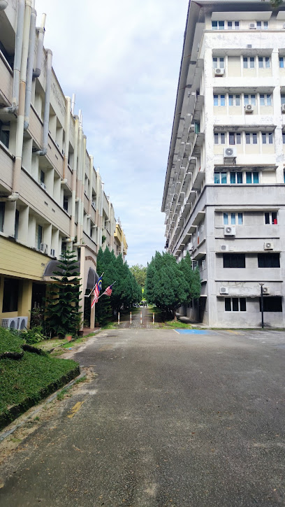 Foyer School Of Chemical Sciences, Universiti Sains Malaysia