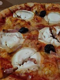Plats et boissons du Pizzeria Ciao Bella Pizza à Saint-Cannat - n°9
