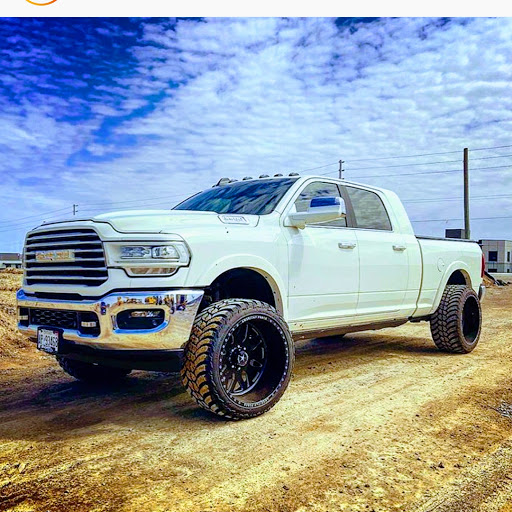 Tire Shop «Chucks Tire & Automotive», reviews and photos, 600 S Collins St, Plant City, FL 33563, USA