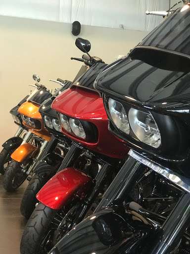 Motorcycle Dealer «Monarch Motor Sports LLC», reviews and photos, 17 Gigante Dr, Hampstead, NH 03841, USA
