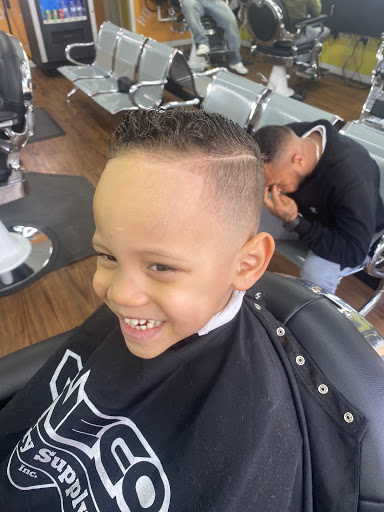 Barber Shop «H D Barber Shop.», reviews and photos, 1264 N 10th St, Reading, PA 19604, USA