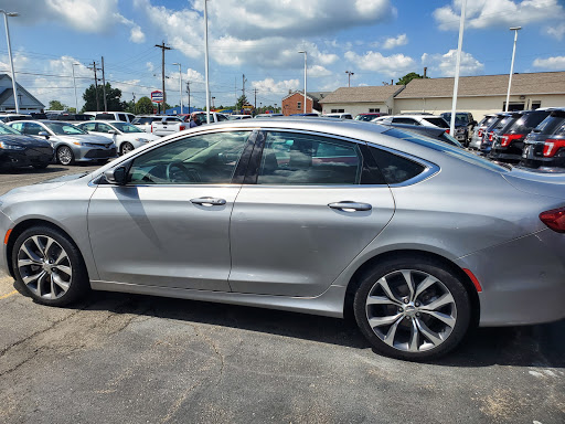 Ford Dealer «Mike Castrucci Ford Sales», reviews and photos, 1020 OH-28, Milford, OH 45150, USA