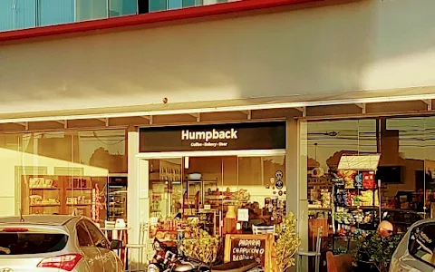 Humpback Convenience image