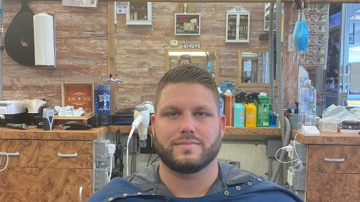 Barber Shop «Silver Clipper Barber Shop», reviews and photos, 512 21st St, Vero Beach, FL 32960, USA