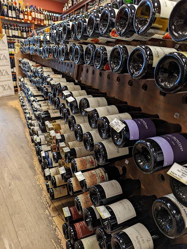 Food Store «Rochambeau Wines & Liquor Inc», reviews and photos, 389 Broadway, Dobbs Ferry, NY 10522, USA