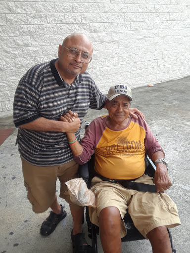 Laundromat «Busy Bees Coin Laundromat & Dry Cleaning», reviews and photos, 12390 Quail Roost Dr, Miami, FL 33177, USA