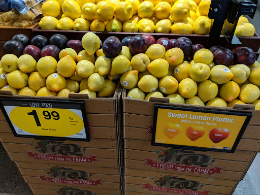 Shopping Mall «Harbour Pointe Shopping Center», reviews and photos, 11706 Mukilteo Speedway, Mukilteo, WA 98275, USA