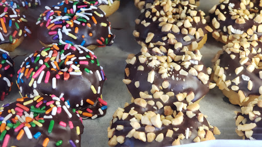 Donut Shop «Yum Yum Donuts», reviews and photos, 5454 Orangethorpe Ave, La Palma, CA 90623, USA