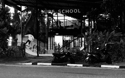 Soul Temple. Surfing School image