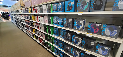 Computer Store «Micro Center», reviews and photos, 11755 Mosteller Rd, Sharonville, OH 45241, USA