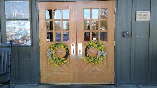 American Restaurant «Cracker Barrel Old Country Store», reviews and photos, 4210 Marlane Dr, Grove City, OH 43123, USA