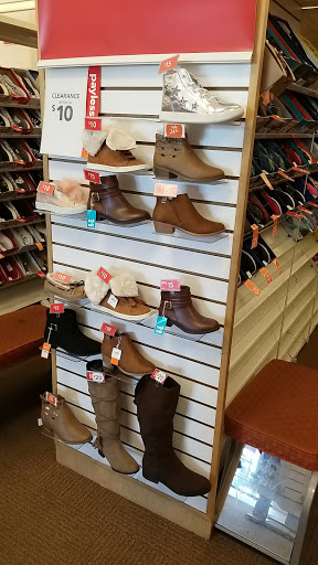 Shoe Store «Payless ShoeSource», reviews and photos, 825 W Southern Ave #100, Phoenix, AZ 85041, USA