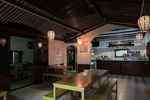 Q Inn Restaurant, Kuala Belait image