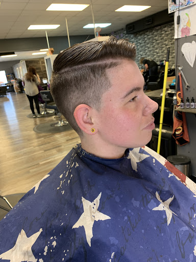 Hair Salon «The Mane Attraction Salon & Boutique», reviews and photos, 34619 LA-16, Denham Springs, LA 70706, USA