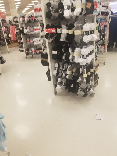 Department Store «Marshalls and HomeGoods», reviews and photos, 265 S Broadway, Salem, NH 03079, USA