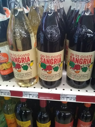 Liquor Store «I & S Wine And Spirits», reviews and photos, 1025 W 63rd St, Chicago, IL 60621, USA