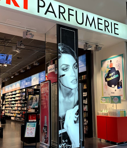Import Parfumerie Emmenbrücke Emmen Center - Kosmetikgeschäft