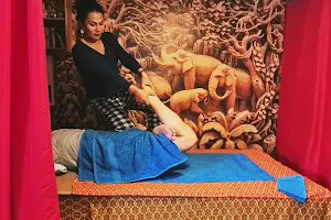 Sakuntla Thai Massagen image