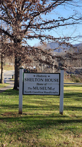 Art Museum «Museum of North Carolina Handicrafts», reviews and photos, 49 Shelton St, Waynesville, NC 28786, USA