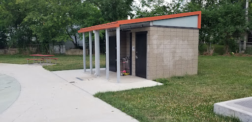 Park «Sheridan Park», reviews and photos, 4000 Hull Ave, Des Moines, IA 50317, USA