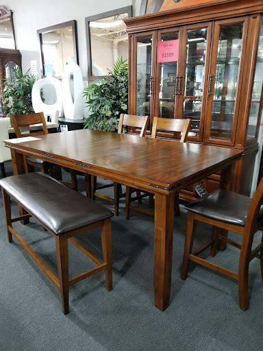 Furniture Store «UR FURNITURE CENTER», reviews and photos, 16747 North Fwy, Houston, TX 77090, USA