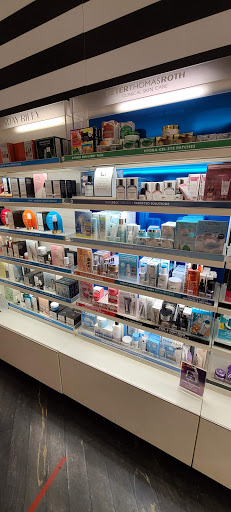 Cosmetics Store «SEPHORA», reviews and photos, 100 Cambridgeside Pl, Cambridge, MA 02141, USA