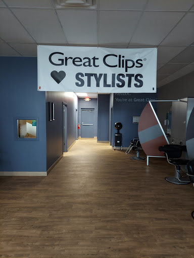 Hair Salon «Great Clips», reviews and photos, 3355 Henry St, Muskegon, MI 49441, USA