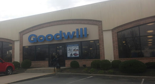 Thrift Store «Goodwill Store & Donation Center», reviews and photos, 950 Miamisburg Centerville Rd, Centerville, OH 45459, USA