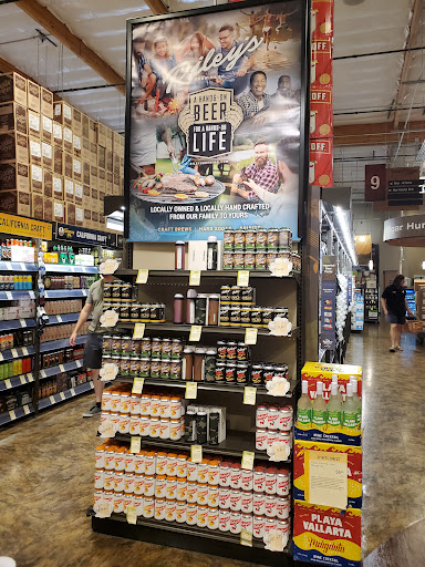 Wine Store «Total Wine & More», reviews and photos, 7925 N Blackstone Ave, Fresno, CA 93720, USA