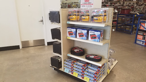 Hardware Store «Harbor Freight Tools», reviews and photos, 2418 Commercial Way, Spring Hill, FL 34606, USA